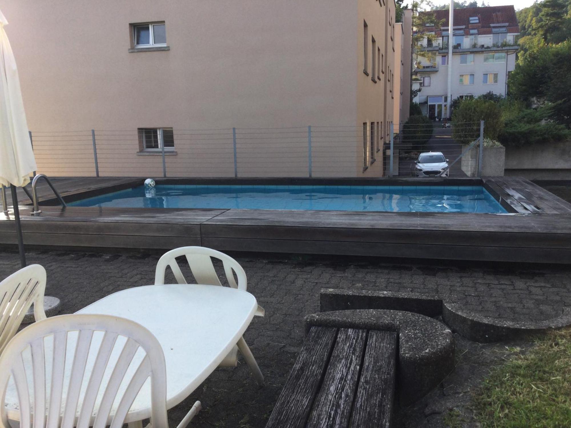 Chambre Spacieuse Et Confortable Avec Ecran Plat Oetwil an Der Limmat Exterior photo