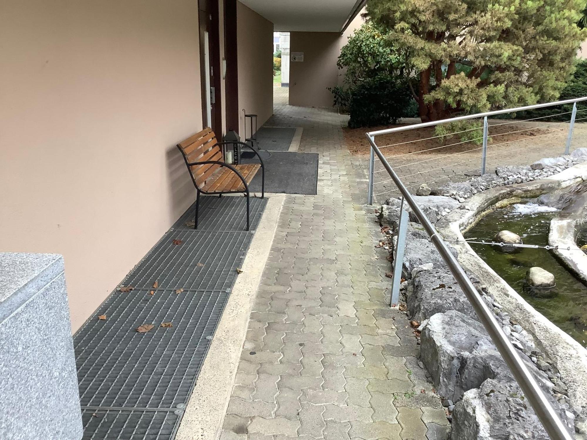 Chambre Spacieuse Et Confortable Avec Ecran Plat Oetwil an Der Limmat Exterior photo